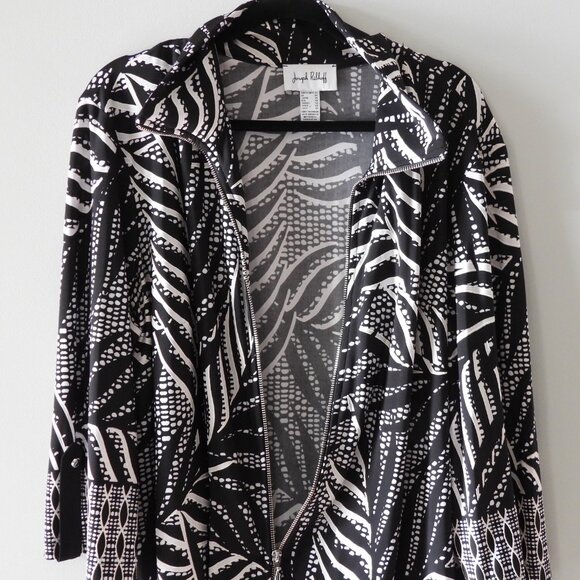 Joseph Ribkoff zipperd blazer - Picture 3 of 6